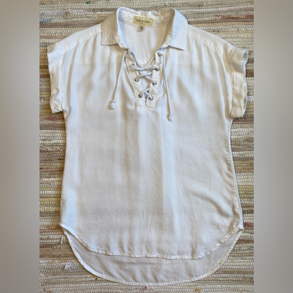Cloth & Stone by Anthropologie White Lace Up Henley Blouse Size XS